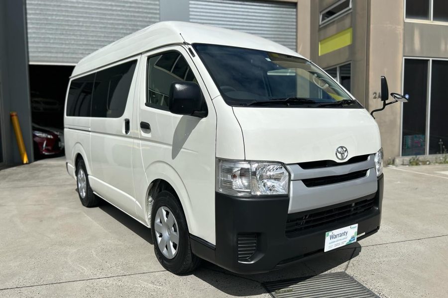 Toyota Hiace 2017