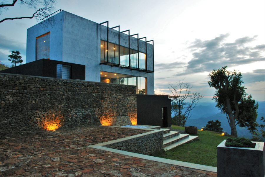 Skyview Villa Haputale: A Mountain Retreat